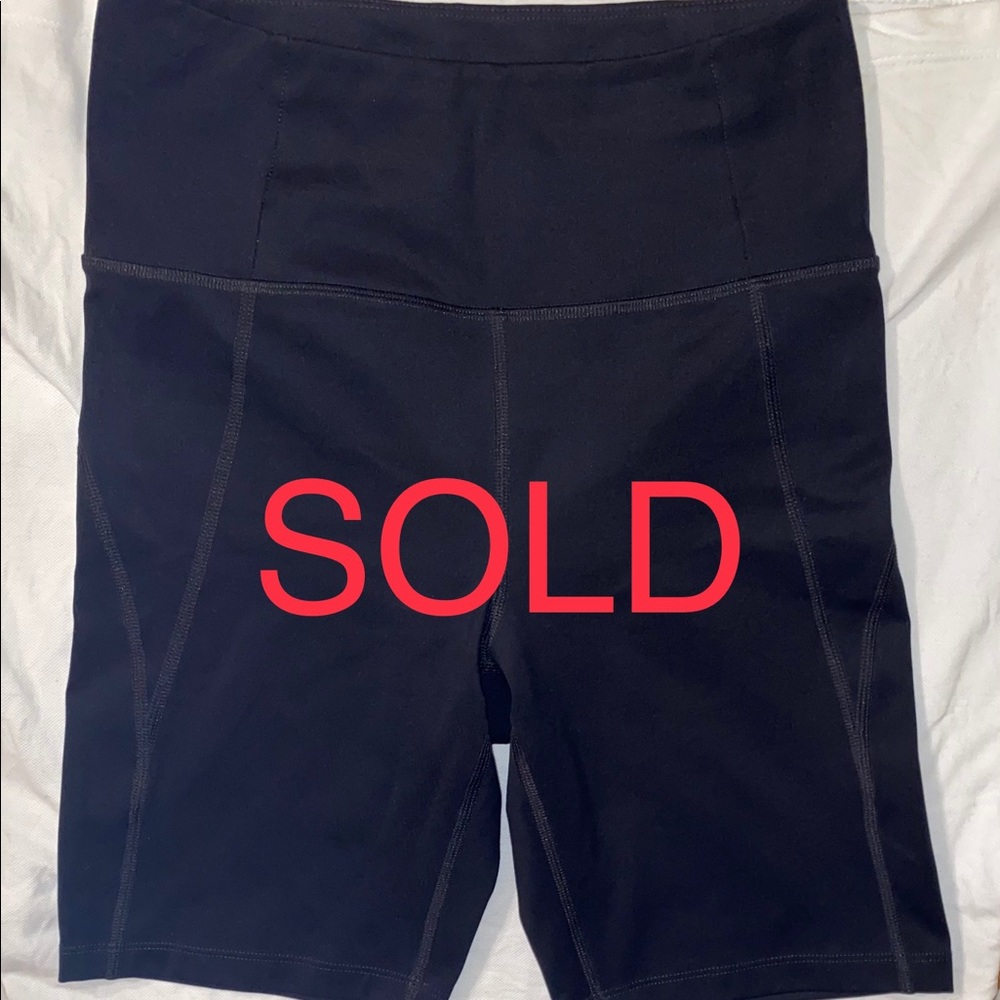 Girlfriend Collective Bike Shorts in Black